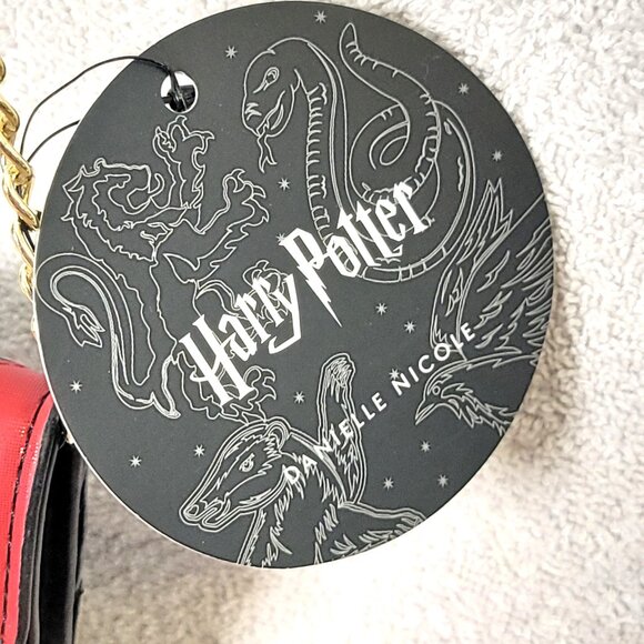 Danielle Nicole Harry Potter Gryffindor Uniform Clutch Purse Chain Strap Handbag - Picture 4 of 10